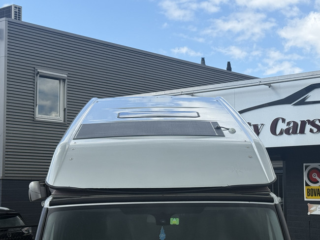 Westfalia ford nugget 4 plazas aire acondicionado techo elevable llantas de aleaci&oacute;n calefacci&oacute;n estacionaria enganche de remolque panel solar bearlock foto: 2