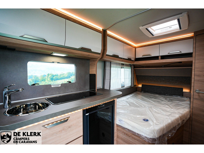 Knaus SUDWIND 450 FU 60 YEARS Christmas Special foto: 22