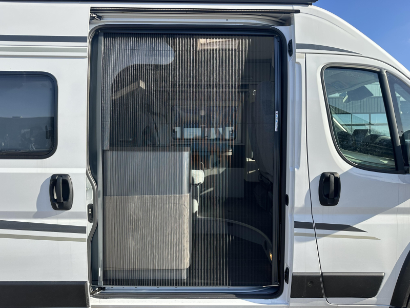 Weinsberg CaraBus 600 MQ 360 park|5 gordels|lion  foto: 12