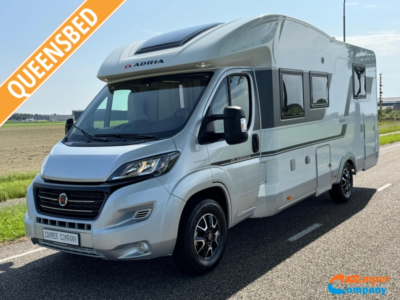 Adria Matrix 640 DC Cama Queen / Cara a cara