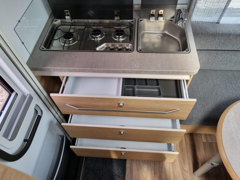 Fendt Bianco Activ 390 FHS  foto: 6