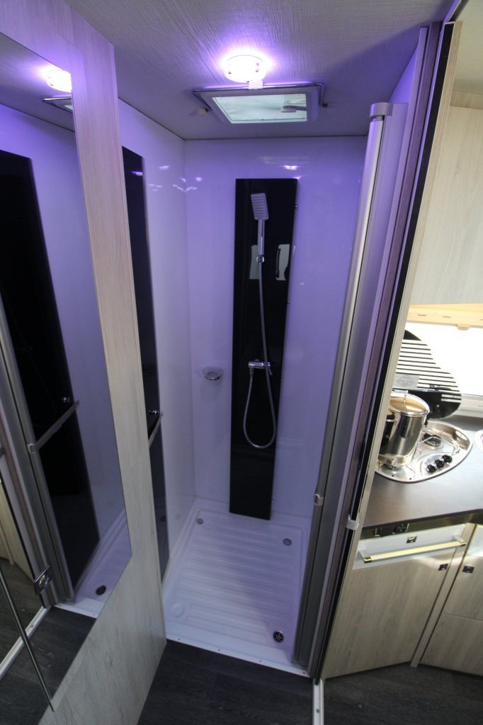Chausson  610 Special edition foto: 11
