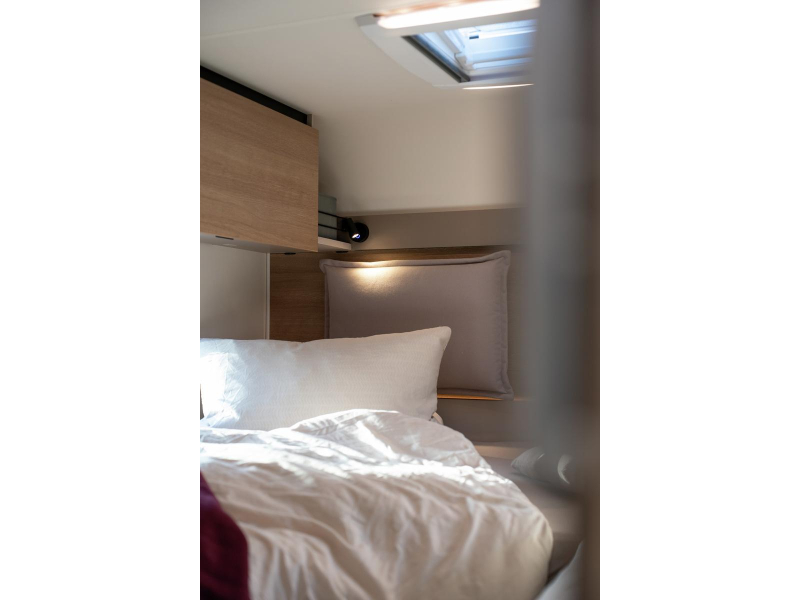 LMC Tracer 690EL modelo 2027 camas individuales foto: 18
