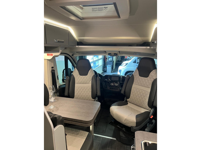 Weinsberg CaraBus 600 ME AUTOMATIK KOSTENLOS Foto: 2