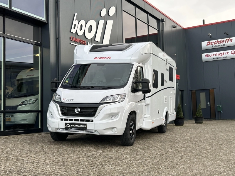 Dethleffs Just 90 T 6812 EB Lit relevable + Climatisation photo: 2