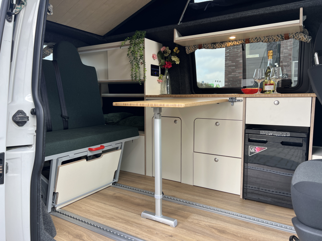 Volkswagen T6 Florida Two-tone Foto: 1