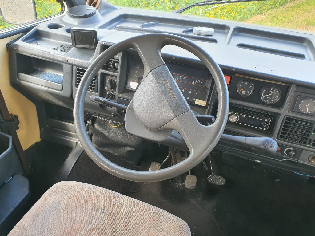 LMC Liberty 6500 Fiat 290 2.5 Turbo Diesel | Fixer-upper photo: 15