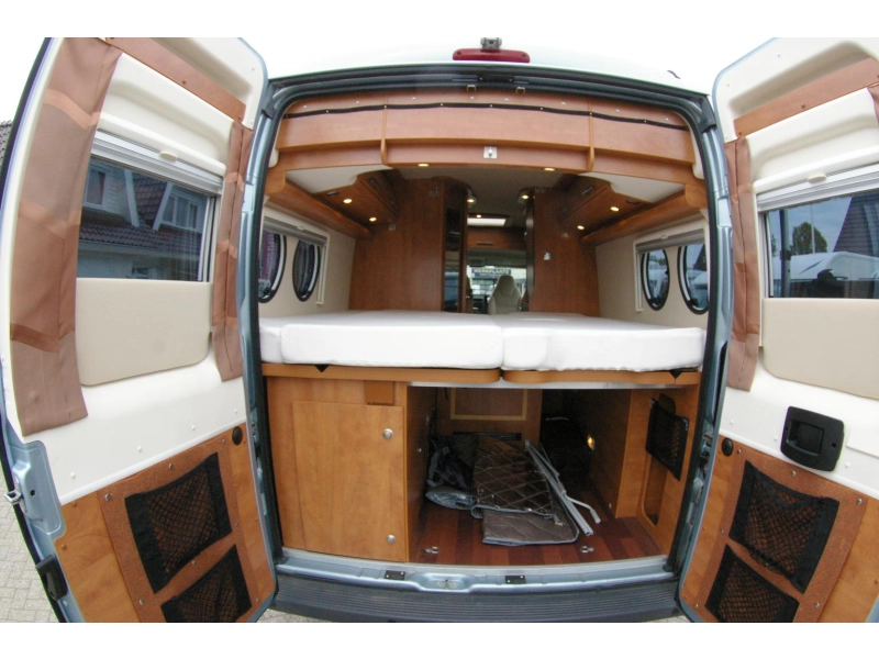 Carthago Malibu 640 Enkele bedden, Automaat.  foto: 12