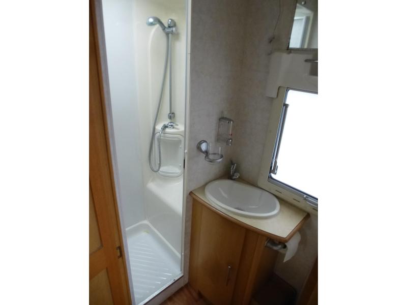 Elddis Crusader 530 mover en voortent  foto: 7