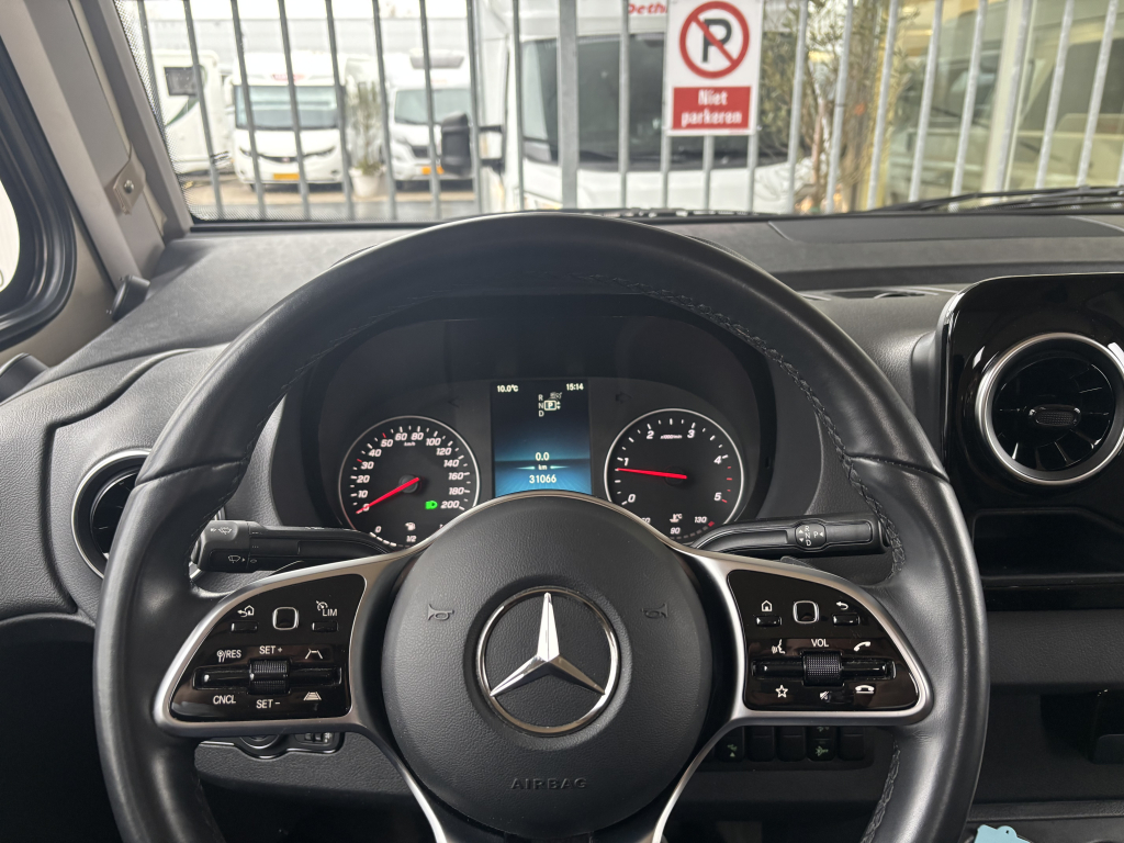 Hymer BMC 680 SilverLine MERCEDES 9T AUTOMAAT ENKELE BEDDEN foto: 13