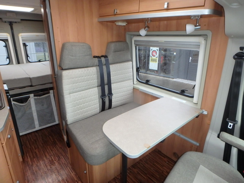 Hymer Grand Canyon 600 photo: 15