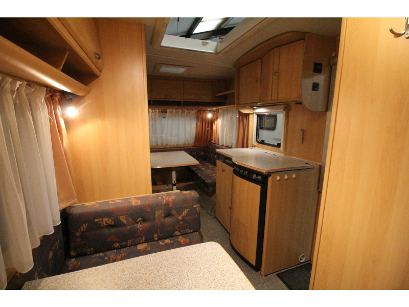Dethleffs Camper 420 T Mover, Panoramaluifel,  foto: 11