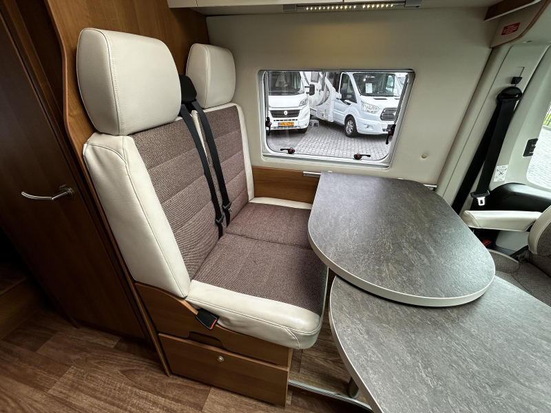 Knaus VANTourer 640 Enkele-bedden/Automaat!  foto: 15