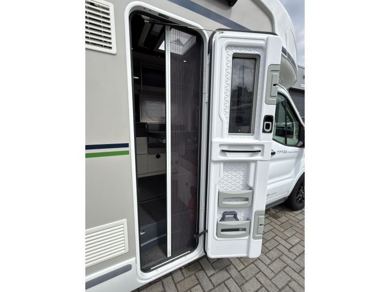 Chausson Titanium Ultimate 777 Nivelliersystem | Vollgepackt Foto: 21