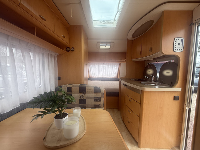 Hobby de luxe 400 SF cama transversal 4 plazas avance mover mosquitera estufa truma inodoro foto: 12