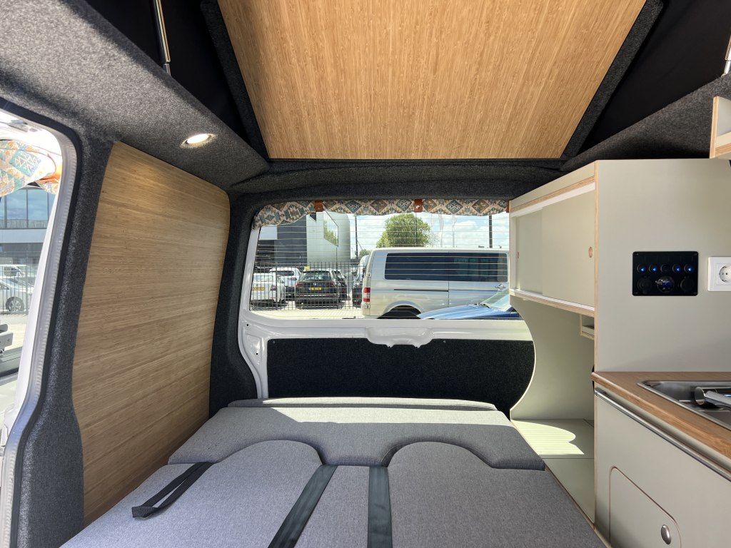Volkswagen T6 buscamper Florida Nuevo interior foto: 3