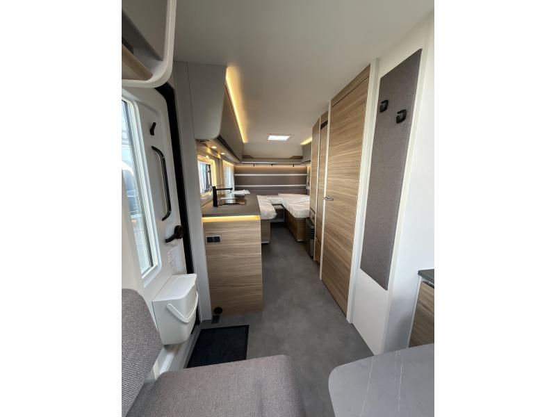 Dethleffs Nomad 510 LE ENKELE BEDDEN-NIEUW  foto: 8