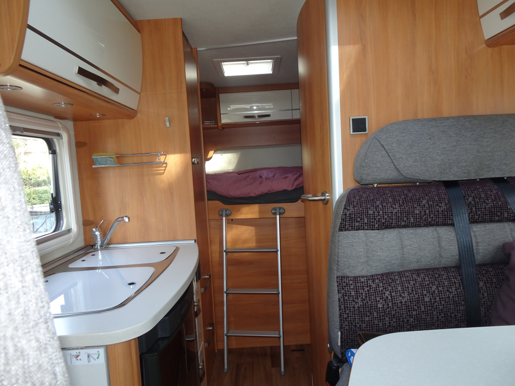 Hymer Exsis 414I photo: 2