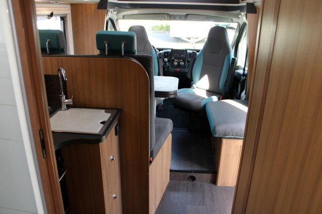 Sun Living S 75 SL by Adria 5 seat belts single beds 67 photo: 44