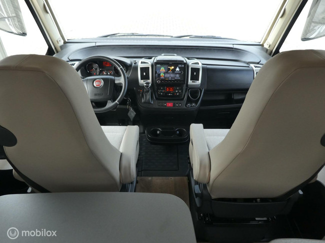 Hymer Exsis I 678 AUTOMAAT 160 PK foto: 15