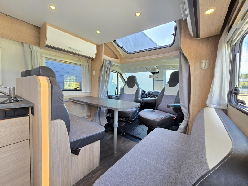 Sunlight T 64 Lengtebed Hefbed  foto: 11