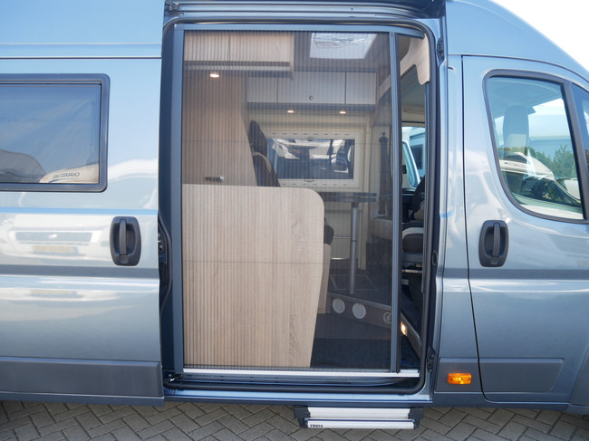 Clever 6.40 Mtr Buscamper, Chasis Maxi, &iexcl;&iexcl;Camas Bajas Longitudinales!! foto: 21