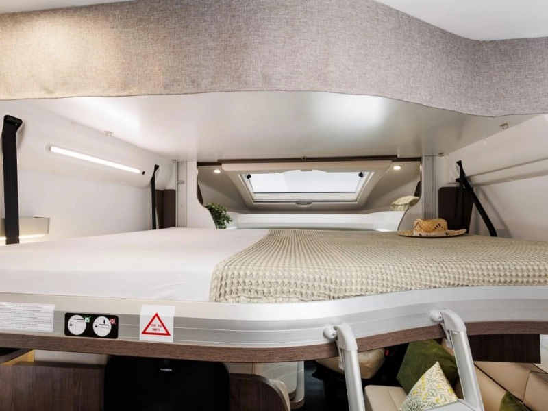 Benimar Tessoro 463 NU MET €20.000 KORTING  foto: 19