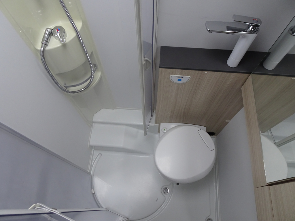 ADRIA SUN LIVING S 70 SL foto: 7