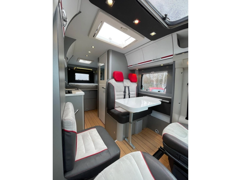 Adria Elios Adria Elios XCS Queensbed  foto: 9