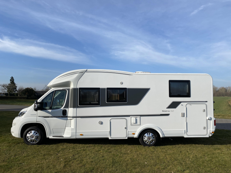 Adria Matrix Plus 670 DL ENKELE BEDDEN+HEFBED  foto: 9