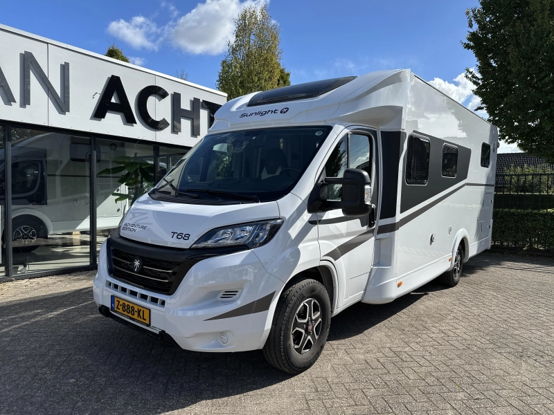 Sunlight T 68 Adventure Edition Dachklimaanlage, Backofen Foto: 1