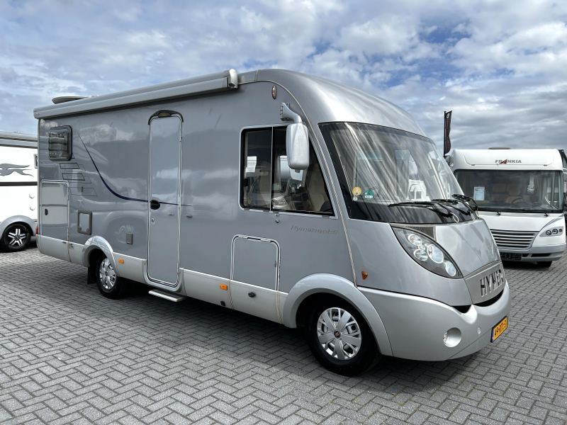 Hymer B614 CL Dwarsbed/Hefbed/160pk  foto: 1