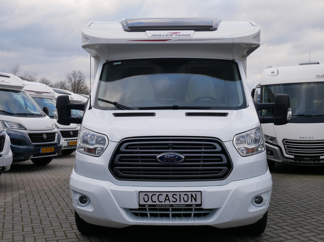 ROLLER Team Auto-Roller 265 TI, Cama Queen, Cama abatible, &iexcl;&iexcl;Garaje XXL!! foto: 1