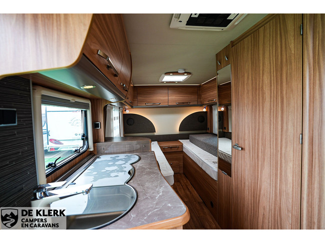 Eriba NOVA GL 495 Christmas Special foto: 21