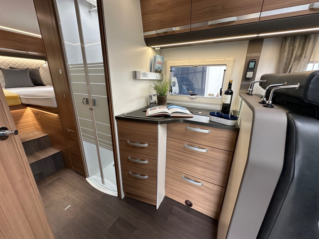 ADRIA CORAL 670 SL AXESS foto: 6