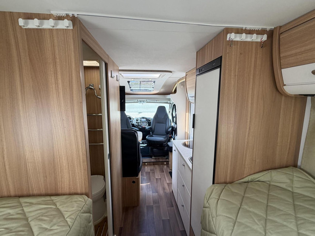 Dethleffs T 6611 Advantage Automatique Lits Jumeaux Panneau Solaire Auvent photo: 22