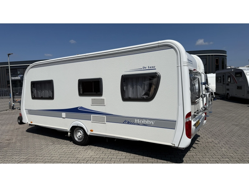Hobby De Luxe 540 UL camas individuales asiento redondo foto: 11