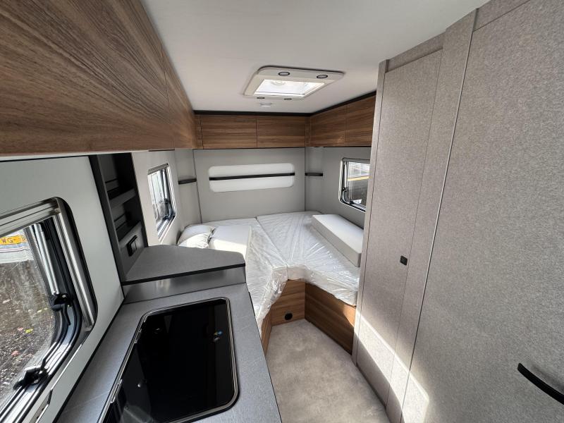 Eriba Novaline 442 V  foto: 13