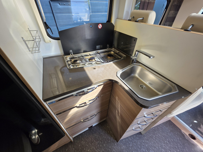 Adria Coral Axess 600 SL  foto: 11