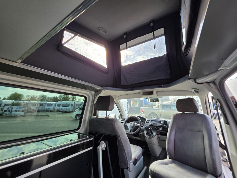 Volkswagen T5 2 TDI 4 persoons hefdak 2014  foto: 7