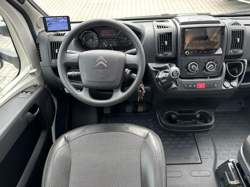 Adria Coral 600 SL 140PK Lengtebedden Garage  foto: 19