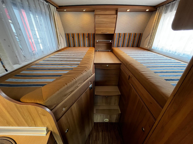 Bürstner Travel Van 620 T Camper, 2.20M breed!  foto: 8