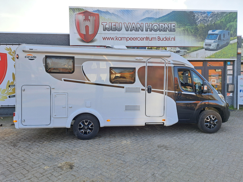 Carado V337 Zenec Nav Airco,Bearlock foto: 1