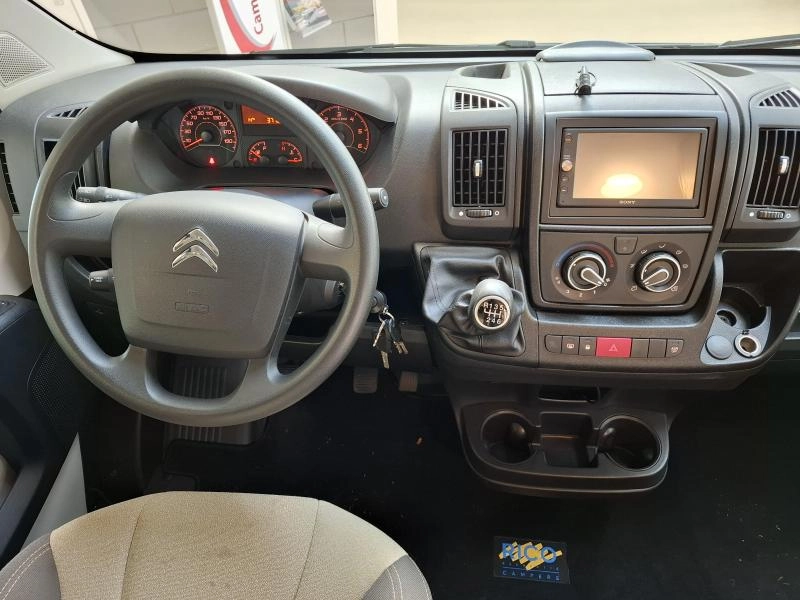 Hymer Carado 600 160PK Dwarsbed Topindelin  foto: 15