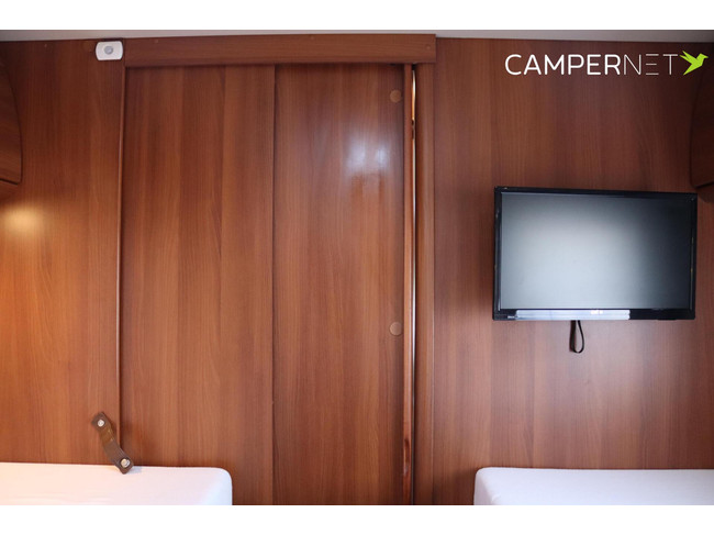 Carthago CHIC E-LINE I 51 YACHTING 180hp Automatic | Without pull-down bed | Alde heating | Single beds | Solar panels | Inverter | Double bo photo: 21