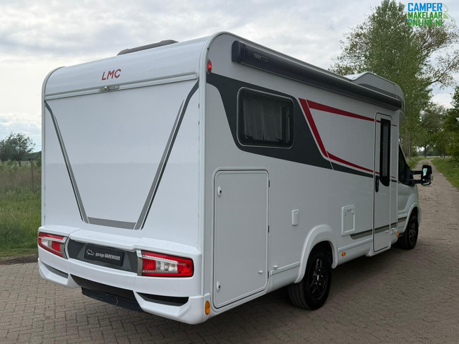 LMC Tourer Lift 664G foto: 3