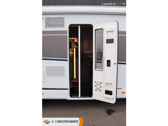 Carado I447 140hp Automatic | Pro+ Package | Drop-down bed | 2.15m Long bed! | 5 Seats | Separate shower | New available from stock photo: 4