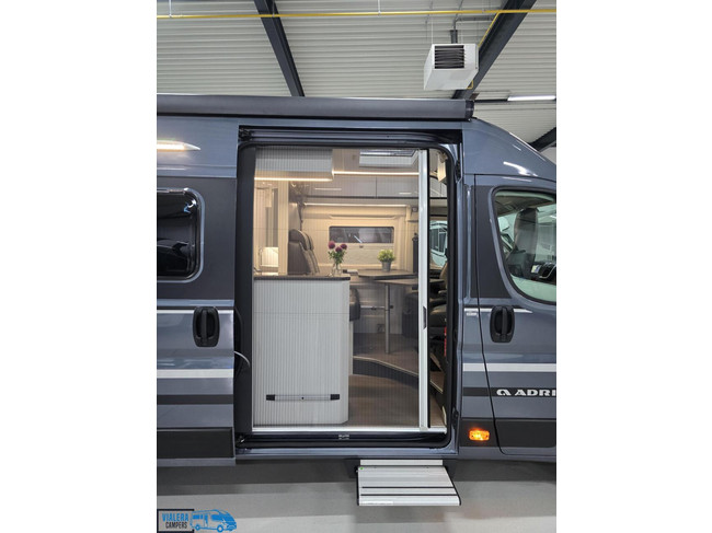 Adria Twin Supreme 640 SLB *Automaat 180pk* Lengtebedden foto: 1