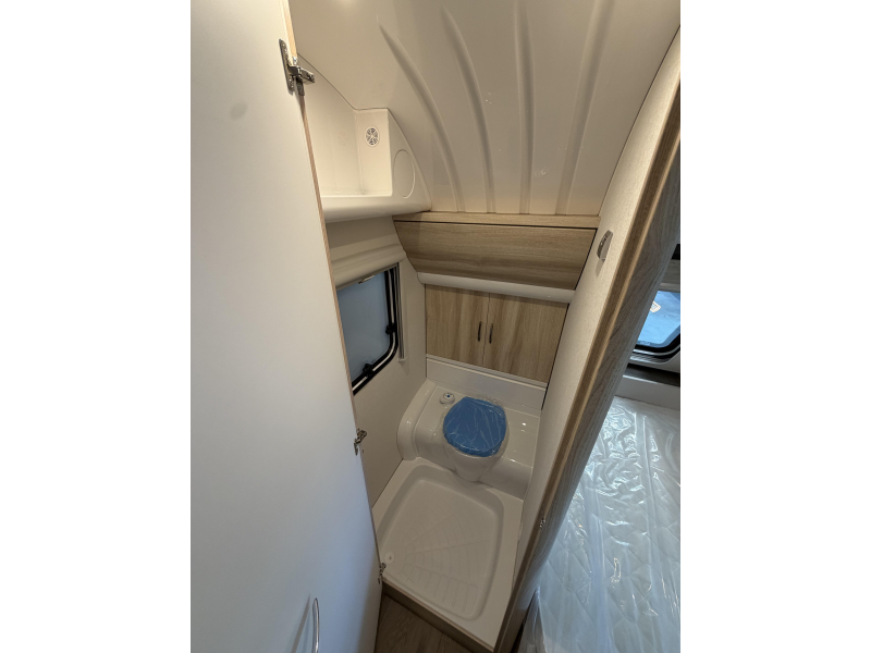 Hobby De Luxe 460 UFE New | Action model 2026 photo: 13