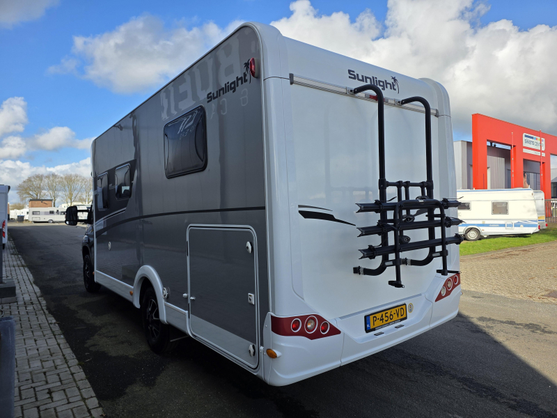 Sunlight T 69 L Automatik + Nivelliersystem! Foto: 3